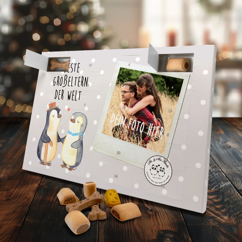 Personalisierter Hunde Foto Adventskalender Pinguin Beste Großeltern der Welt Hunde Adventskalender, für, Dankeschön, Geschenk, Schenken, Geburtstag, Geburtstagsgeschenk, Geschenkidee, Danke, Bedanken, Mitbringsel, Freude machen, Geschenktipp, Großeltern, Grosseltern, Großmutter, Großvater, Opa, Omi, Oma, Opi. Großpapa, Großmama, Enkel, Enkelin, Enkelkind, Kleinigkeit, Omma, Ommi, Oppa, Oppi, Bester