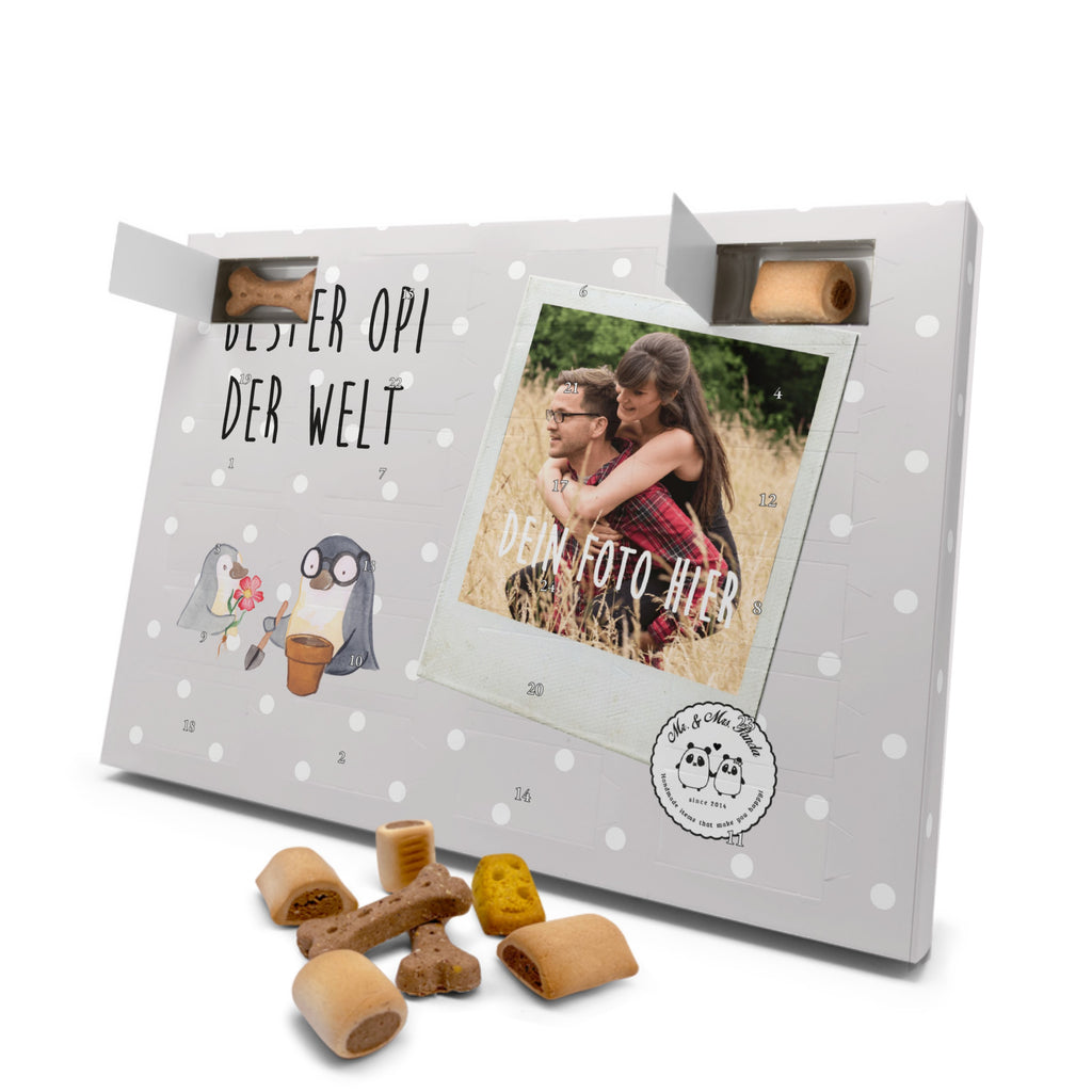 Personalisierter Hunde Foto Adventskalender Pinguin Bester Opi der Welt Hunde Adventskalender, für, Dankeschön, Geschenk, Schenken, Geburtstag, Geburtstagsgeschenk, Geschenkidee, Danke, Bedanken, Mitbringsel, Freude machen, Geschenktipp, Großvater, Grossvater, Opa, Opi. Großpapa, Großeltern, Nichte, Neffe, Kleinigkeit, Oppa, Oppi, Bester