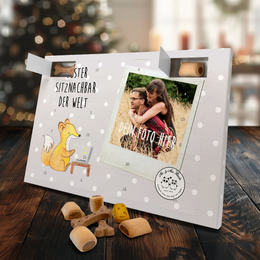 Personalisierter Hunde Foto Adventskalender Fuchs Bester Sitznachbar der Welt Hunde Adventskalender, für, Dankeschön, Geschenk, Schenken, Geburtstag, Geburtstagsgeschenk, Geschenkidee, Danke, Bedanken, Mitbringsel, Freude machen, Geschenktipp, Sitznachbar, Stuhlnachbar, Nachbar, Uni, Universität, Seminar, Kommilitone, Tischnachbar, Schule, Mitschüler, Mitstudent, Hochschule