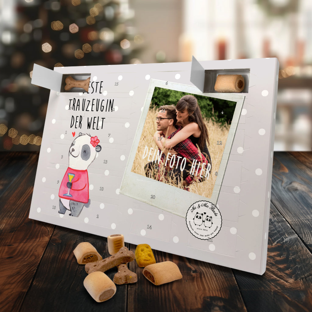 Personalisierter Hunde Foto Adventskalender Panda Beste Trauzeugin der Welt Hunde Adventskalender, für, Dankeschön, Geschenk, Schenken, Geburtstag, Geburtstagsgeschenk, Geschenkidee, Danke, Bedanken, Mitbringsel, Freude machen, Geschenktipp, Trauzeugin, Trauhzeugin, Freundin, Hochzeit, Heirat, JGA, Trauung, Kirche, Standesamt, Braut