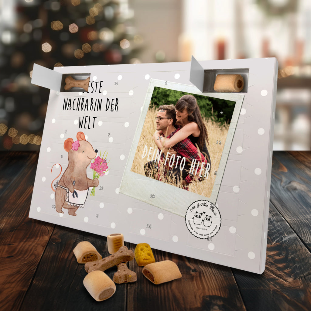 Personalisierter Hunde Foto Adventskalender Maus Beste Nachbarin der Welt Hunde Adventskalender, für, Dankeschön, Geschenk, Schenken, Geburtstag, Geburtstagsgeschenk, Geschenkidee, Danke, Bedanken, Mitbringsel, Freude machen, Geschenktipp, Nachbarin, Nachbarn, Nachbarschaft, Freundin, Angrenzer, Anwohnerin, Bewohnerin, Freundschaft