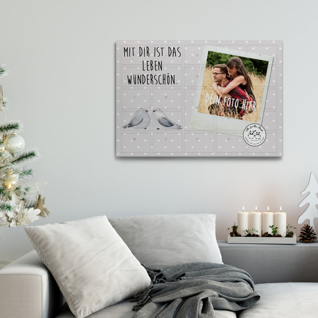 Personalisierter Tee Foto Adventskalender Turteltauben Liebe Personalisierter Tee Adventskalender, Liebe, Partner, Freund, Freundin, Ehemann, Ehefrau, Heiraten, Verlobung, Heiratsantrag, Liebesgeschenk, Jahrestag, Hocheitstag, Turteltauben, Turteltäubchen, Tauben, Verliebt, Verlobt, Verheiratet, Geschenk Freundin, Geschenk Freund, Liebesbeweis, Hochzeitstag, Geschenk Hochzeit