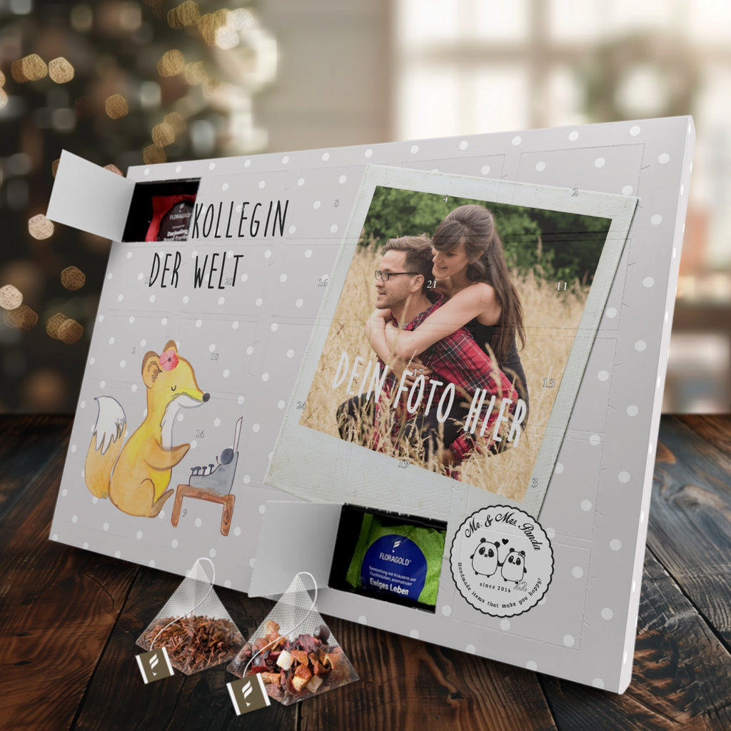 Personalisierter Tee Foto Adventskalender Fuchs Beste Kollegin der Welt Personalisierter Tee Adventskalender, für, Dankeschön, Geschenk, Schenken, Geburtstag, Geburtstagsgeschenk, Geschenkidee, Danke, Bedanken, Mitbringsel, Freude machen, Geschenktipp, Arbeitskollegin, Kollegin, Freundin, Büro, Abschiedsgeschenk, Ruhestand, Arbeit, Mitarbeiterin, Berufsgenossin, Beruf