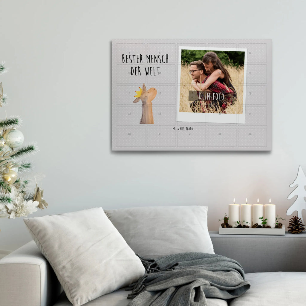 Personalisierter Tee Foto Adventskalender Lama Bester Mensch der Welt Personalisierter Tee Foto Adventskalender, für, Dankeschön, Geschenk, Schenken, Geburtstag, Geburtstagsgeschenk, Geschenkidee, Danke, Bedanken, Mitbringsel, Freude machen, Geschenktipp, Lieblingsmensch, Liebling, Lieblings Mensch, tollster Mensch, Vorbild, Partner, Ehemann, Ehefrau, Liebe, Valentinstag