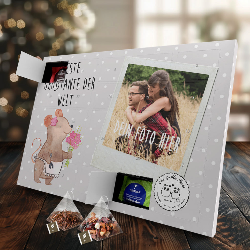 Personalisierter Tee Foto Adventskalender Maus Beste Großtante der Welt Personalisierter Tee Adventskalender, für, Dankeschön, Geschenk, Schenken, Geburtstag, Geburtstagsgeschenk, Geschenkidee, Danke, Bedanken, Mitbringsel, Freude machen, Geschenktipp, Großtante, Grosstante, Tante, Lieblingstante, Familie, Schwester, Tanten, Kleinigkeit, Beste, Nichte, Neffe, Groß