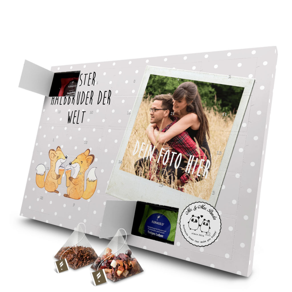 Personalisierter Tee Foto Adventskalender Fuchs Bester Halbbruder der Welt Personalisierter Tee Adventskalender, für, Dankeschön, Geschenk, Schenken, Geburtstag, Geburtstagsgeschenk, Geschenkidee, Danke, Bedanken, Mitbringsel, Freude machen, Geschenktipp, Halbbruder, Stiefbruder, Stief, Stiefgeschwister, Bruder, Brudi, Geschwister, Bruderherz, Schwester, Familie, Kleinigkeit, Brother, Bester, Sohn