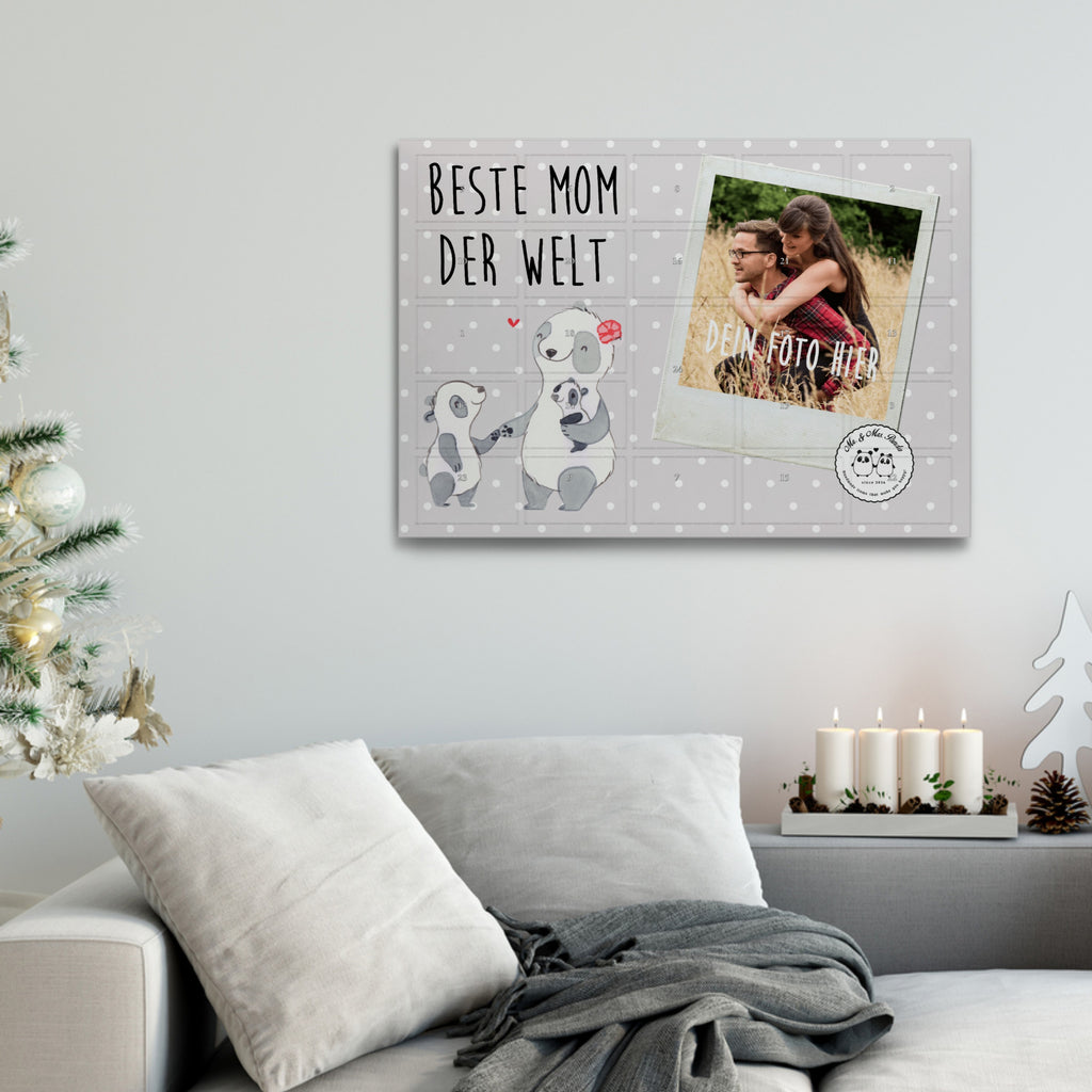 Personalisierter Tee Foto Adventskalender Panda Beste Mom der Welt Personalisierter Tee Adventskalender, für, Dankeschön, Geschenk, Schenken, Geburtstag, Geburtstagsgeschenk, Geschenkidee, Danke, Bedanken, Mitbringsel, Freude machen, Geschenktipp, Mom, Mommy, Mama, Mami, Mutter, Muttertag, Mutti, Ma, Tochter, Sohn, Beste Mama, Beste, Supermama