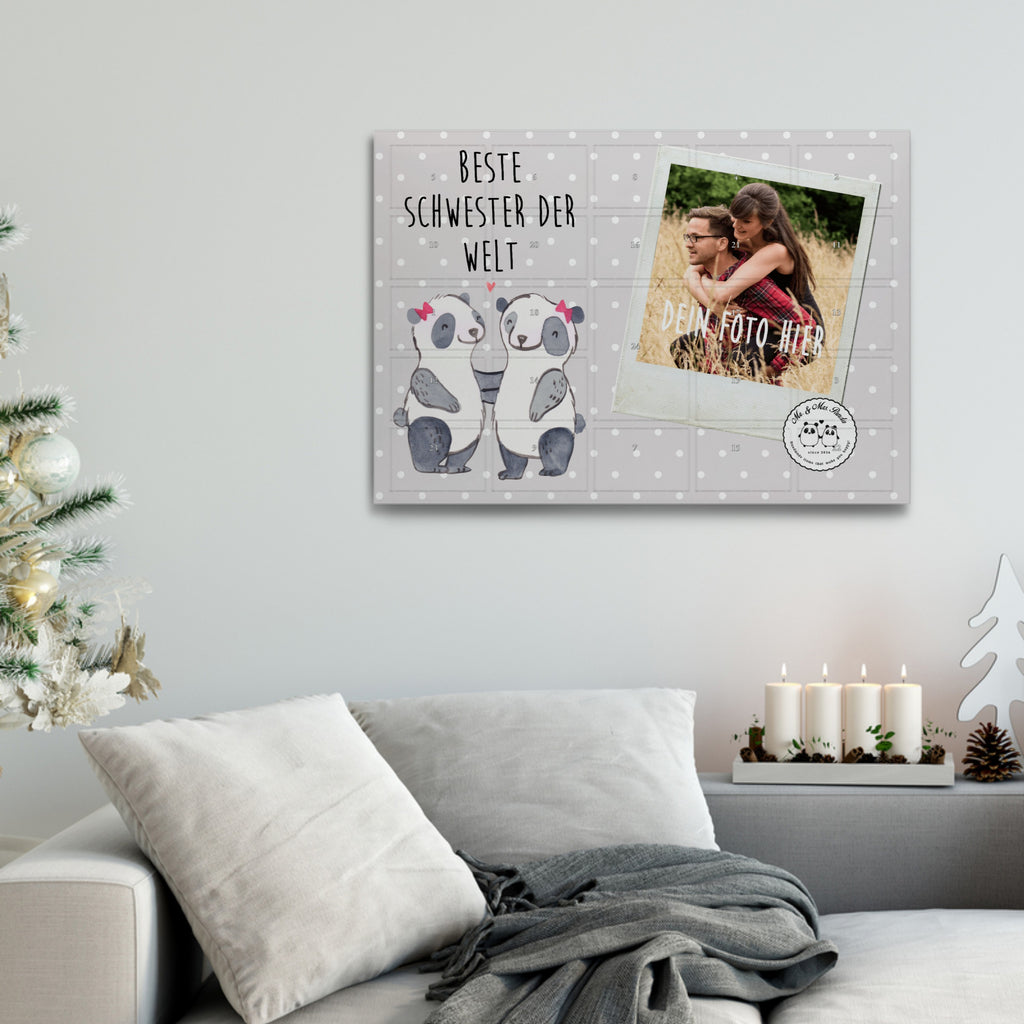 Personalisierter Tee Foto Adventskalender Panda Beste Schwester der Welt Personalisierter Tee Adventskalender, für, Dankeschön, Geschenk, Schenken, Geburtstag, Geburtstagsgeschenk, Geschenkidee, Danke, Bedanken, Mitbringsel, Freude machen, Geschenktipp, Schwestern, Schwester, Geschwister, Schwesterherz, Sister, Familie, Kleinigkeit, Beste, Tochter, Liebe, Kinder