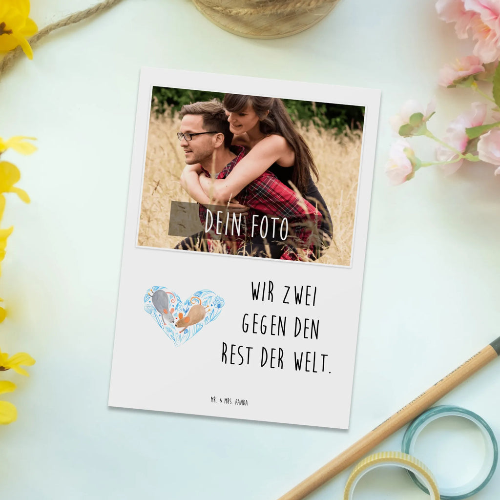 Personalisierte Foto Postkarte Mäuse Herz Personalisierte Foto Postkarte, Liebe, Partner, Freund, Freundin, Ehemann, Ehefrau, Heiraten, Verlobung, Heiratsantrag, Liebesgeschenk, Jahrestag, Hocheitstag, Maus, Mäuse, Liebesbotschaft, Liebesbeweis, Hochzeit, Lieblingsmensch, Gemeinsamkeit, Love, Geschenk für zwei