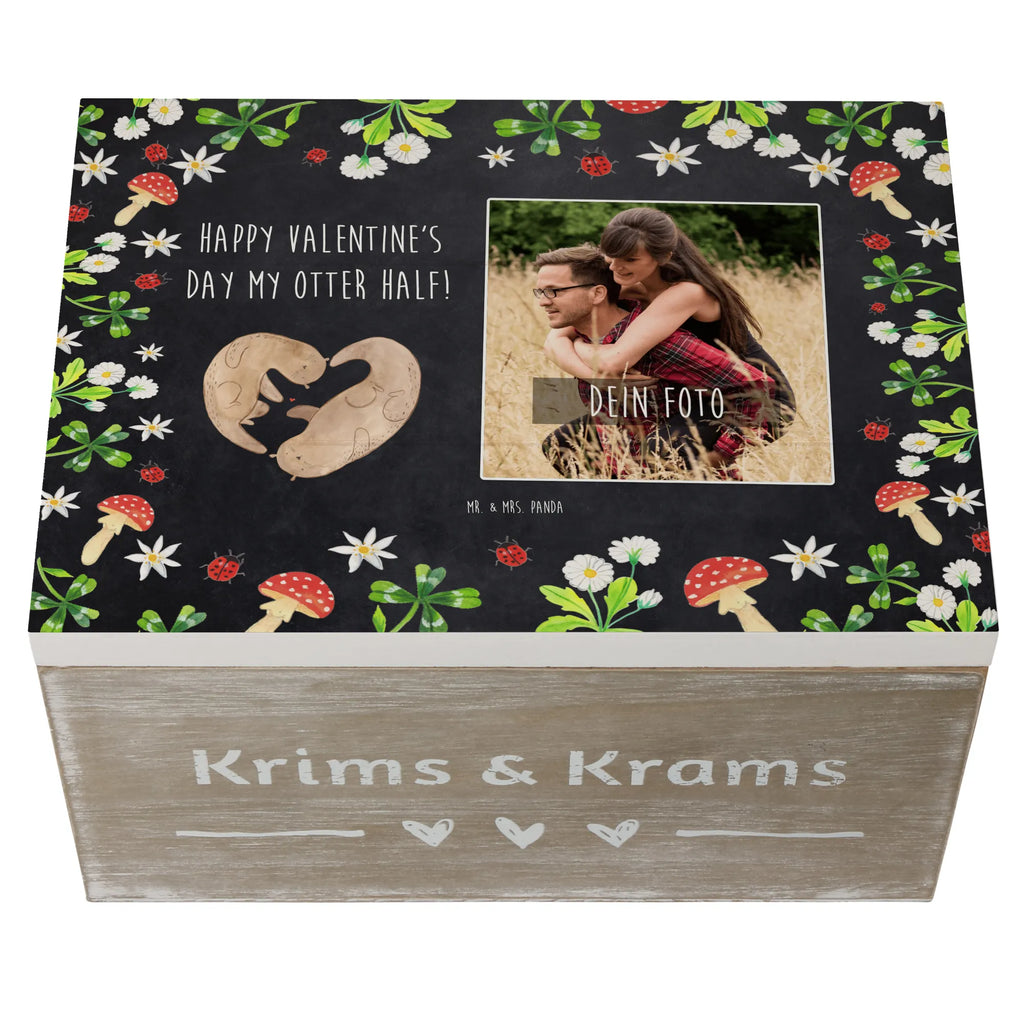 Personalisierte Foto Holzkiste Otter Valentine Personalisierte Foto Holzkiste, Liebe, Partner, Freund, Freundin, Ehemann, Ehefrau, Heiraten, Verlobung, Heiratsantrag, Liebesgeschenk, Jahrestag, Hocheitstag, Valentinstag, Geschenk für Frauen, Hochzeitstag, Mitbringsel, Geschenk für Freundin, Geschenk für Partner, Liebesbeweis, für Männer, für Ehemann