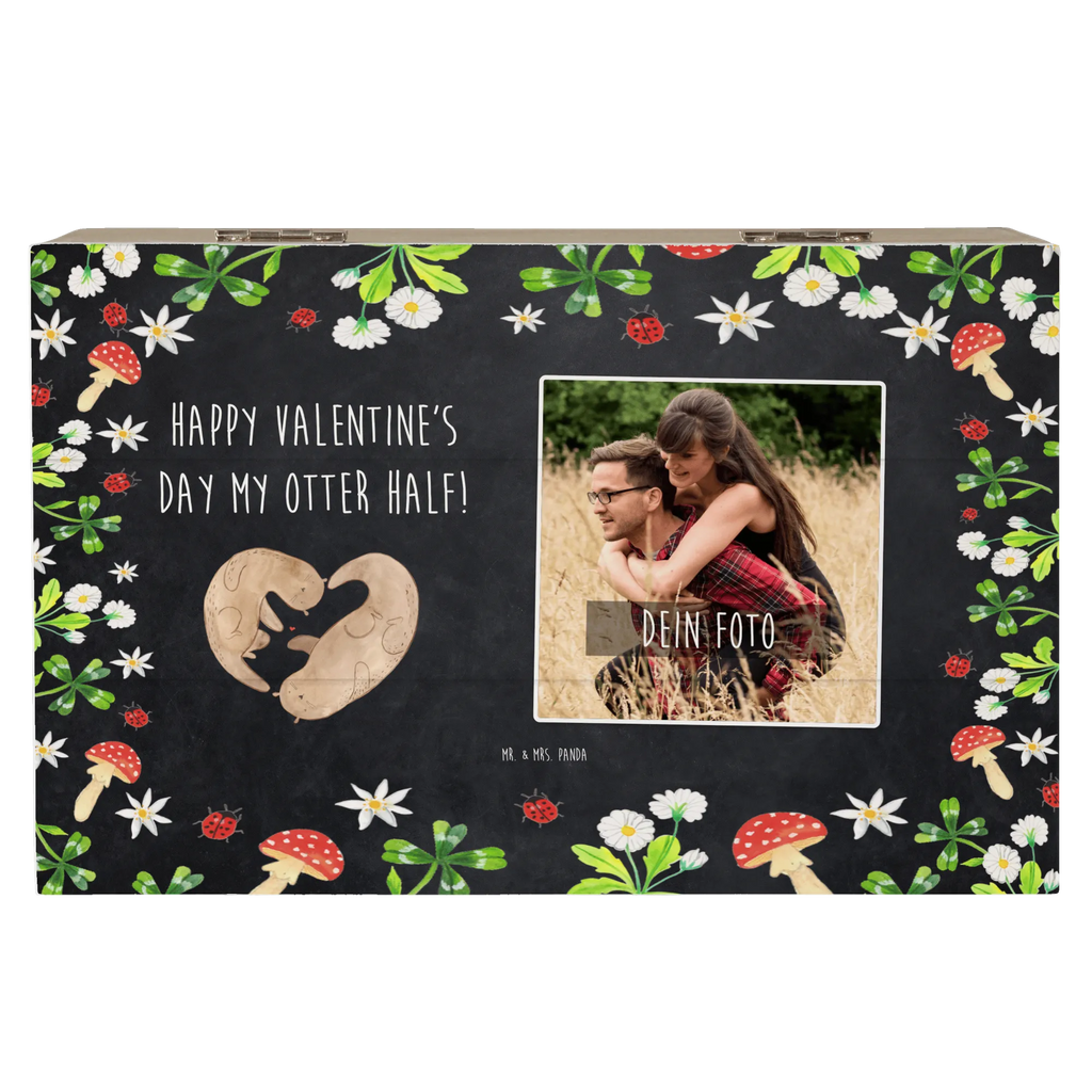 Personalisierte Foto Holzkiste Otter Valentine Personalisierte Foto Holzkiste, Liebe, Partner, Freund, Freundin, Ehemann, Ehefrau, Heiraten, Verlobung, Heiratsantrag, Liebesgeschenk, Jahrestag, Hocheitstag, Valentinstag, Geschenk für Frauen, Hochzeitstag, Mitbringsel, Geschenk für Freundin, Geschenk für Partner, Liebesbeweis, für Männer, für Ehemann