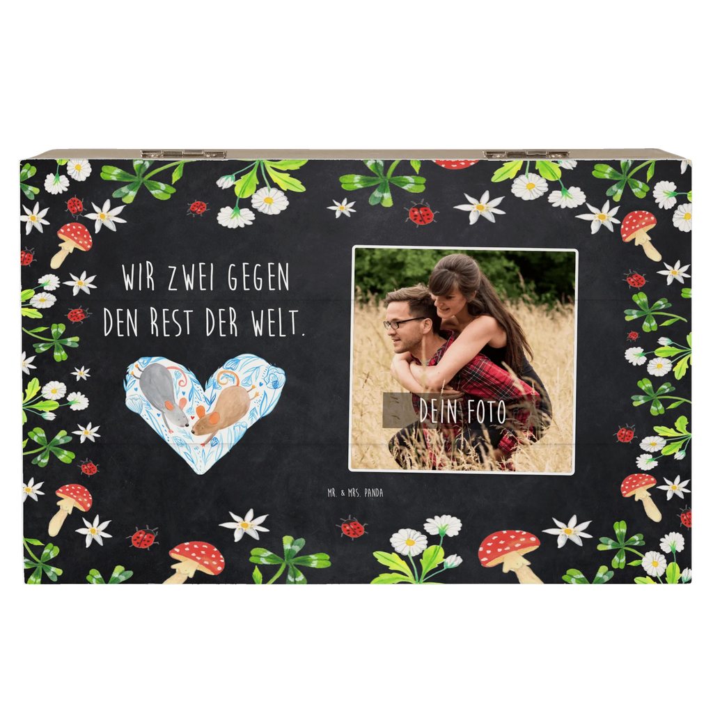 Personalisierte Foto Holzkiste Mäuse Herz Personalisierte Foto Holzkiste, Liebe, Partner, Freund, Freundin, Ehemann, Ehefrau, Heiraten, Verlobung, Heiratsantrag, Liebesgeschenk, Jahrestag, Hocheitstag, Maus, Mäuse, Liebesbotschaft, Liebesbeweis, Hochzeit, Lieblingsmensch, Gemeinsamkeit, Love, Geschenk für zwei