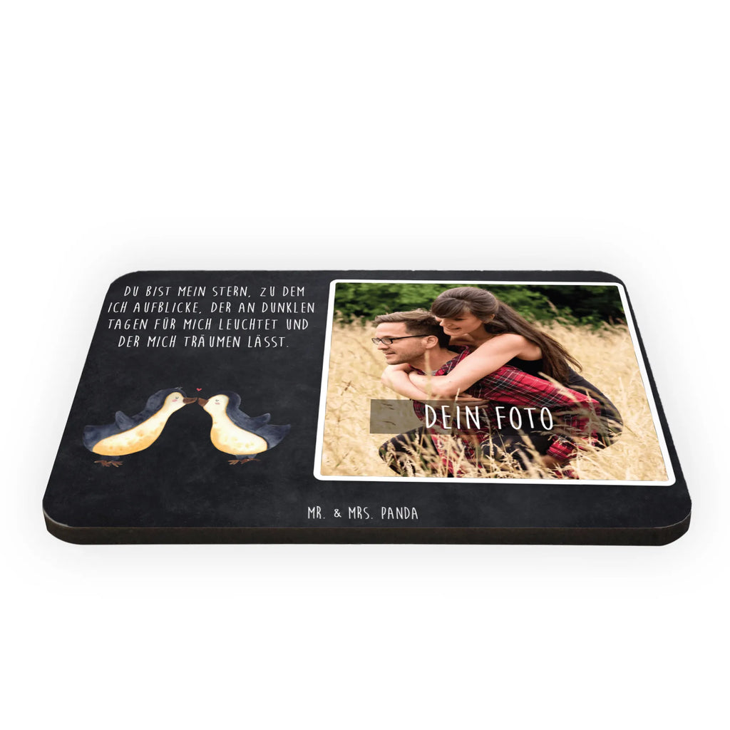 Personalisierter Foto Magnet Pinguin Liebe Personalisierter Foto Magnet, Liebe, Partner, Freund, Freundin, Ehemann, Ehefrau, Heiraten, Verlobung, Heiratsantrag, Liebesgeschenk, Jahrestag, Hocheitstag, Pinguin, Pinguine, Pinguin Paar, Pinguinpaar, Pinguin Liebe, Paar, Pärchen. Liebespaar, Liebesbeweis, Liebesspruch, Hochzeitstag, Geschenk Freund, Geschenk Freundin, Verlobte, Verlobter, Love, Geschenk Hochzeitstag, Geschenkidee, Hochzeit, Gastgeschenk