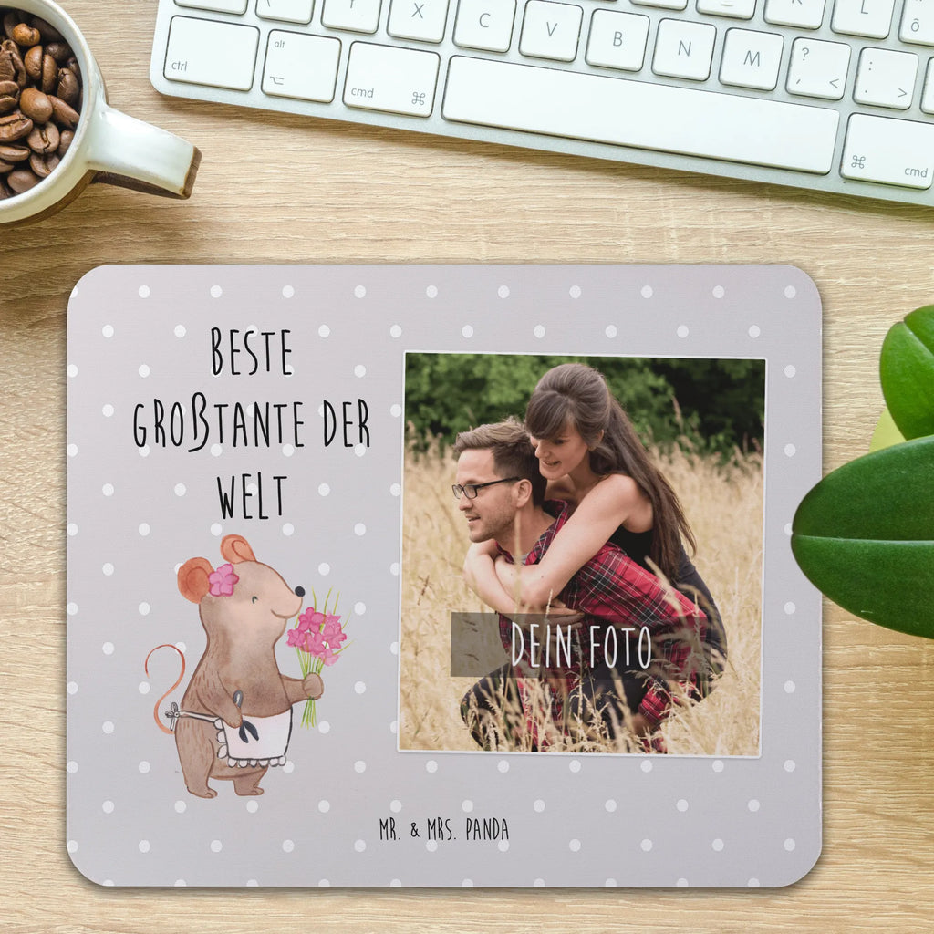 Personalisiertes Foto Mauspad Maus Beste Großtante der Welt Personalisiertes Foto Mauspad, für, Dankeschön, Geschenk, Schenken, Geburtstag, Geburtstagsgeschenk, Geschenkidee, Danke, Bedanken, Mitbringsel, Freude machen, Geschenktipp, Großtante, Grosstante, Tante, Lieblingstante, Familie, Schwester, Tanten, Kleinigkeit, Beste, Nichte, Neffe, Groß