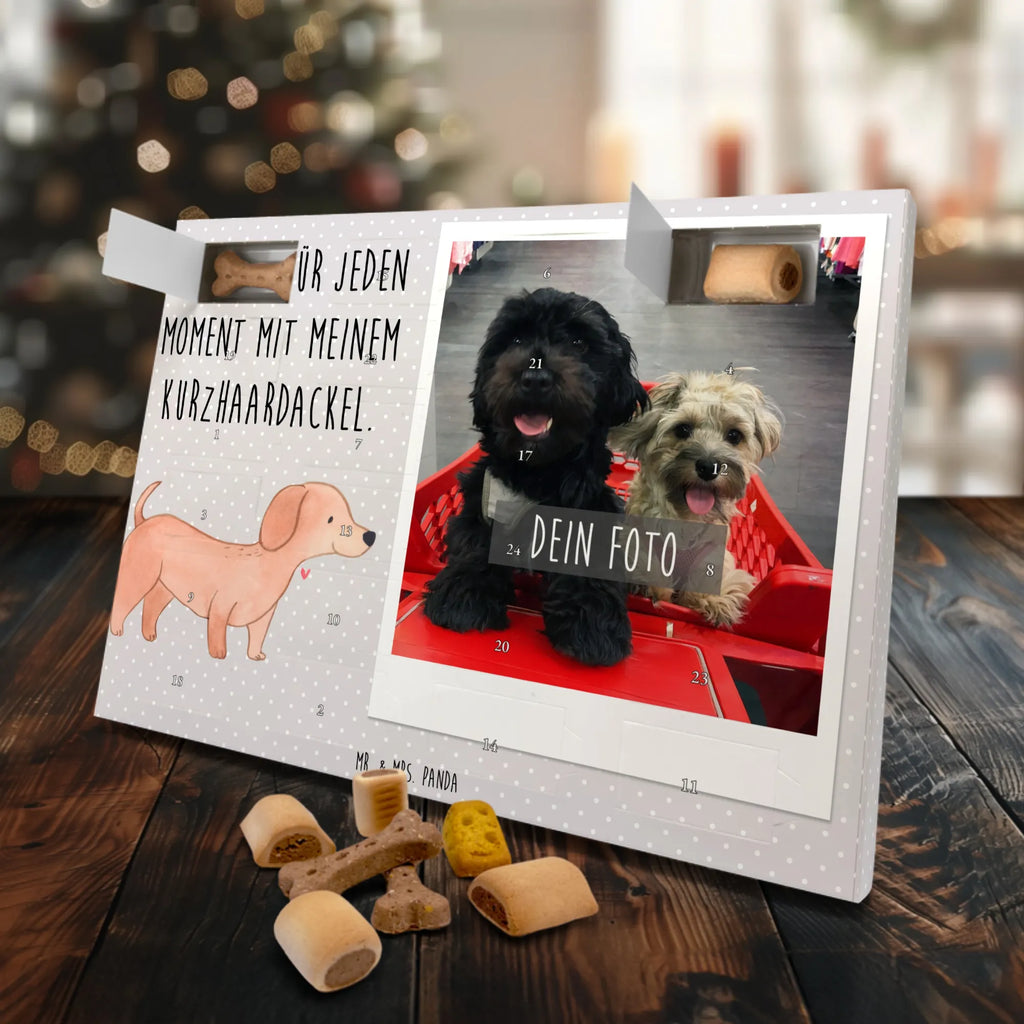 Personalisierter Hunde Foto Adventskalender Dackel Kurzhaardackel Moment Personalisierter Hunde Foto Adventskalender, Hund, Hunderasse, Rassehund, Hundebesitzer, Geschenk, Tierfreund, Schenken, Welpe, Teckel, Dachshund, Kurzhaardackel