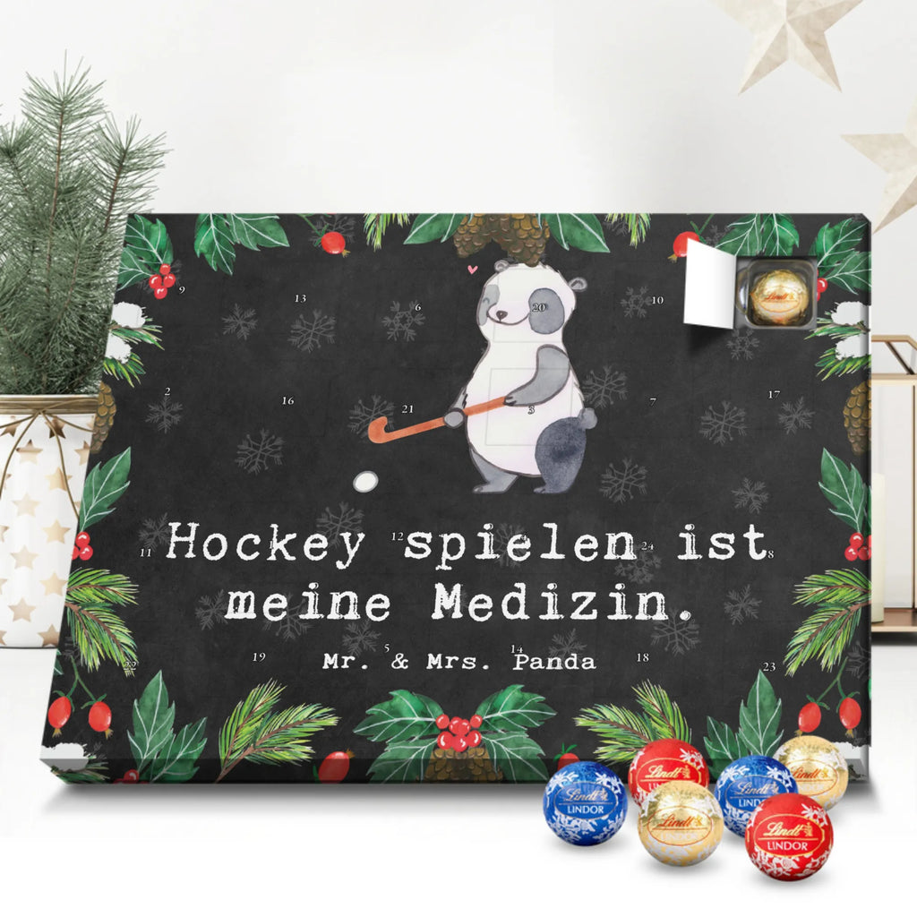 Kugel Markenschokolade Adventskalender Panda Hockey spielen Adventskalender, Weihnachtskalender, Kalender, Weihnachten, Schokoladen Adventskalender, Kugel Markenschokolade Adventskalender, Geschenk, Sport, Sportart, Hobby, Schenken, Danke, Dankeschön, Auszeichnung, Gewinn, Sportler, Hockey spielen, Feldhockey, Hockeyschläger, Hockey Verein