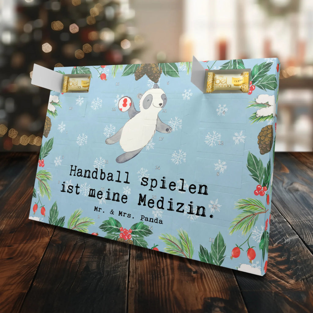 Marzipan Adventskalender Panda Handball spielen Marzipan Adventskalender, Geschenk, Sport, Sportart, Hobby, Schenken, Danke, Dankeschön, Auszeichnung, Gewinn, Sportler, Handball spielen, Handball Turnier, Handball Club, Handball Verein