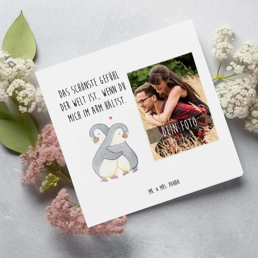 Personalisierte Foto Deluxe Karte Pinguine Kuscheln Personalisierte Foto Grußkarte, Liebe, Partner, Freund, Freundin, Ehemann, Ehefrau, Heiraten, Verlobung, Heiratsantrag, Liebesgeschenk, Jahrestag, Hocheitstag, Valentinstag, Geschenk für Frauen, Hochzeitstag, Mitbringsel, Geschenk für Freundin, Geschenk für Partner, Liebesbeweis, für Männer, für Ehemann