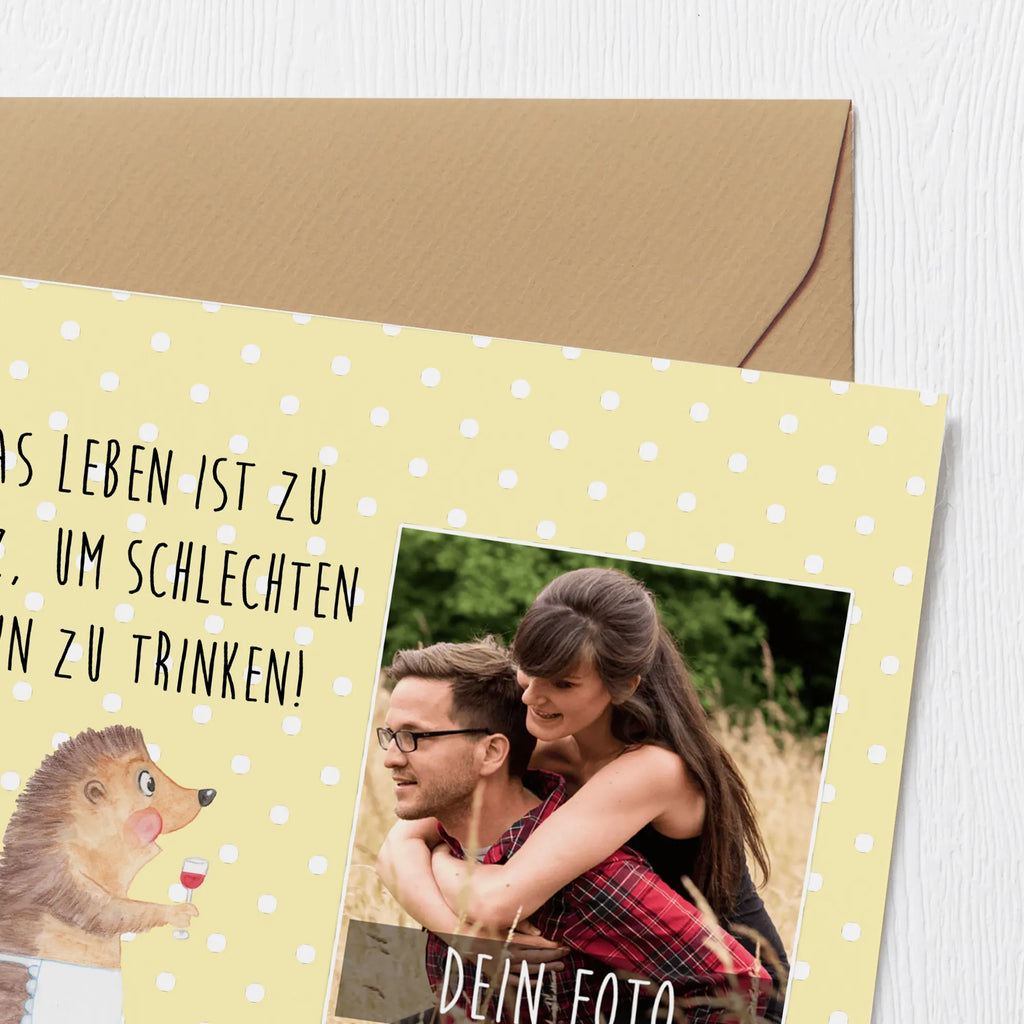 Personalisierte Foto Deluxe Karte Igel Wein Personalisierte Foto Grußkarte, Tiermotive, Gute Laune, lustige Sprüche, Tiere, Wein Spruch, Igel, Geschenk Weintrinker, Geschenk Weinliebhaber, Wein Deko, Weinglas, Rotwein, Weißwein, Wein trinken