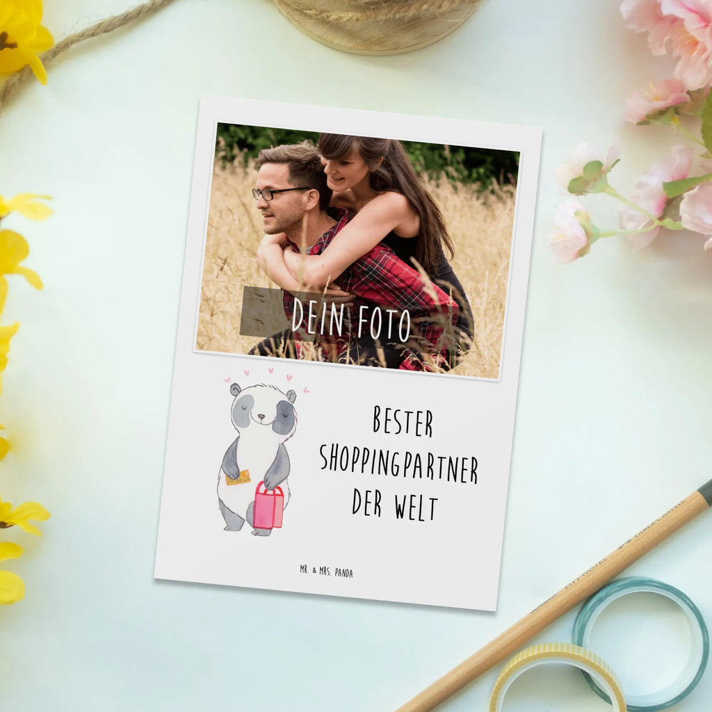 Personalisierte Foto Postkarte Panda Bester Shoppingpartner der Welt Personalisierte Foto Postkarte, für, Dankeschön, Geschenk, Schenken, Geburtstag, Geburtstagsgeschenk, Geschenkidee, Danke, Bedanken, Mitbringsel, Freude machen, Geschenktipp, Shoppingpartner, Shoppen, Begleitung, Partner, Freundin, Freund, bff, Shopping, Einkaufen, Shopping-Queen, Queen, Bester