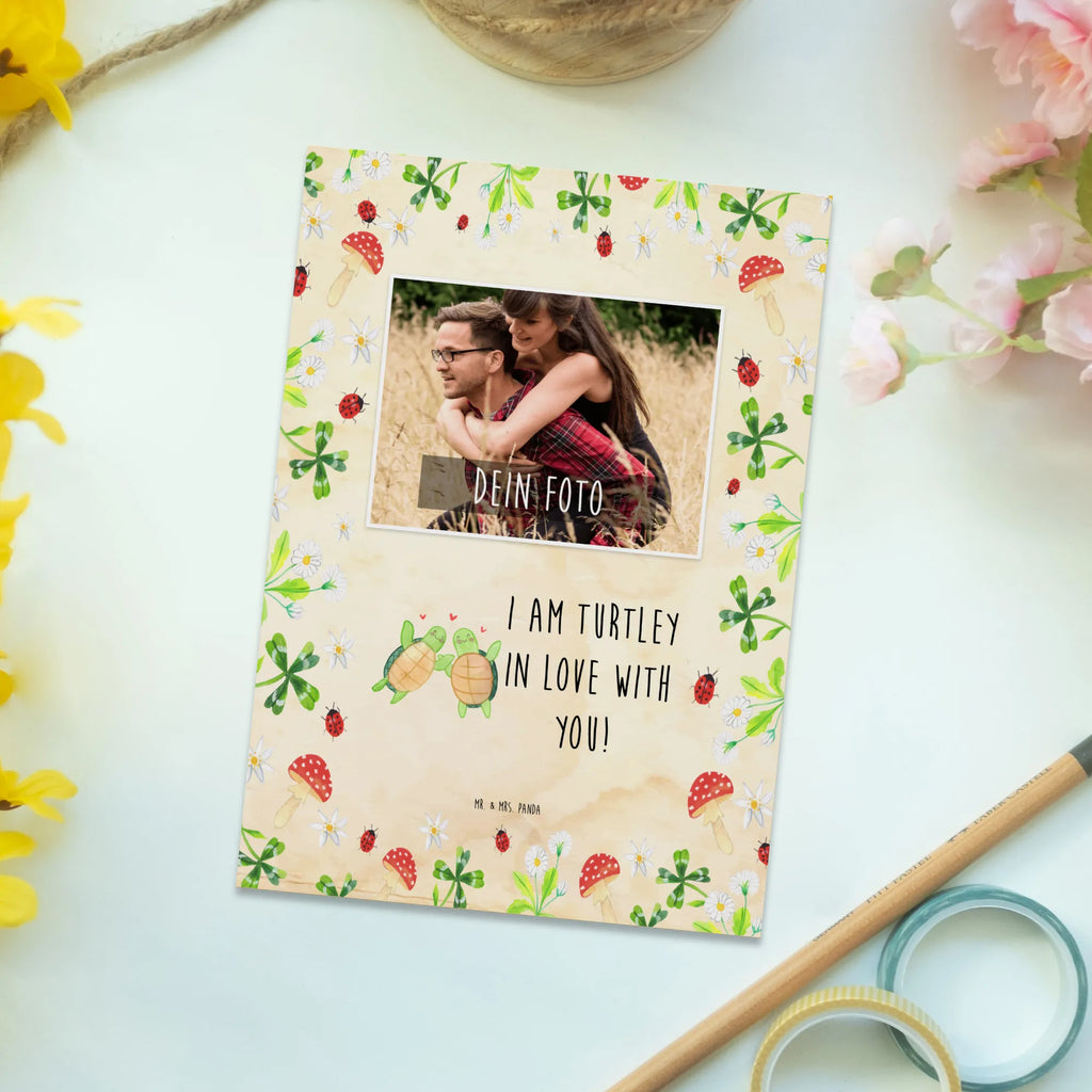 Personalisierte Foto Postkarte Schildkröten Paar Personalisierte Foto Postkarte, Liebe, Partner, Freund, Freundin, Ehemann, Ehefrau, Heiraten, Verlobung, Heiratsantrag, Liebesgeschenk, Jahrestag, Hocheitstag, Valentinstag, Geschenk für Frauen, Hochzeitstag, Mitbringsel, Geschenk für Freundin, Geschenk für Partner, Liebesbeweis, für Männer, für Ehemann