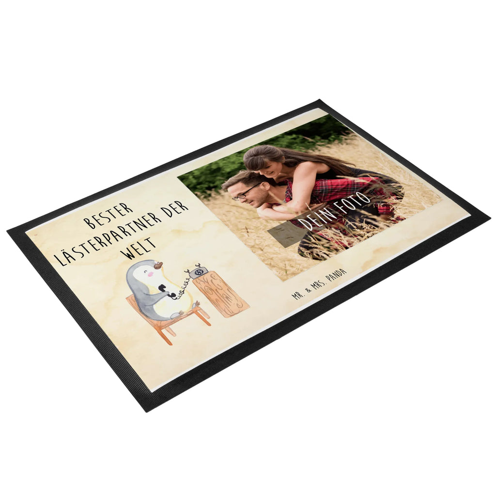 Personalisierte Foto Fußmatte Pinguin Bester Lästerpartner der Welt Personalisierte Foto Fußmatte, für, Dankeschön, Geschenk, Schenken, Geburtstag, Geburtstagsgeschenk, Geschenkidee, Danke, Bedanken, Mitbringsel, Freude machen, Geschenktipp, Lästerpartner, Lesterpartner, lestern, Lästerschwester, Lästern, beste Freundin, Freundin, Spaß, bff