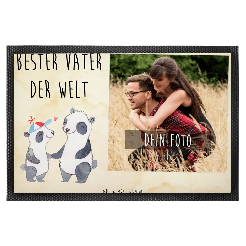 Personalisierte Foto Fußmatte Panda Bester Vater der Welt Personalisierte Foto Fußmatte, für, Dankeschön, Geschenk, Schenken, Geburtstag, Geburtstagsgeschenk, Geschenkidee, Danke, Bedanken, Mitbringsel, Freude machen, Geschenktipp, Vater, Papa, Dad, Daddy, Paps, Papi, Vati, Eltern, Geschenk Vater, Mann, Familie, Bester, Kleinigkeit