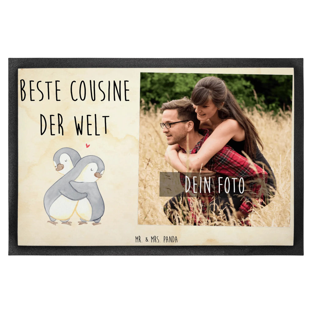 Personalisierte Foto Fußmatte Pinguin Beste Cousine der Welt Personalisierte Foto Fußmatte, für, Dankeschön, Geschenk, Schenken, Geburtstag, Geburtstagsgeschenk, Geschenkidee, Danke, Bedanken, Mitbringsel, Freude machen, Geschenktipp, Cousine, Kusine, Kousine, Cousinchen, Tochter von Onkel, Tochter von Tante, Familie, Verwandtschaft, Cousin