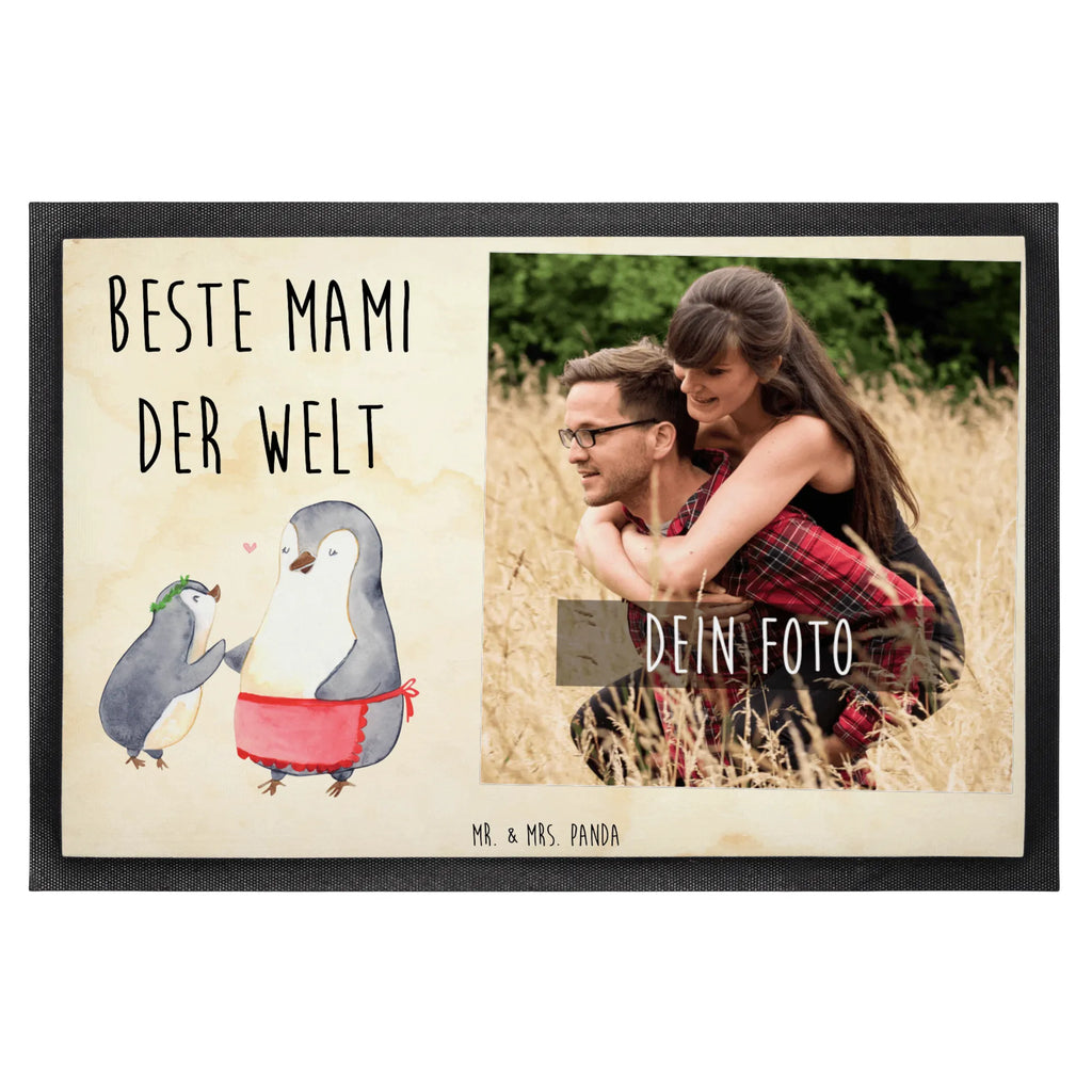 Personalisierte Foto Fußmatte Pinguin Beste Mami der Welt Personalisierte Foto Fußmatte, für, Dankeschön, Geschenk, Schenken, Geburtstag, Geburtstagsgeschenk, Geschenkidee, Danke, Bedanken, Mitbringsel, Freude machen, Geschenktipp, Mama, Mami, Mutter, Muttertag, Mutti, Ma, Tochter, Sohn, Beste Mama, Beste, Supermama