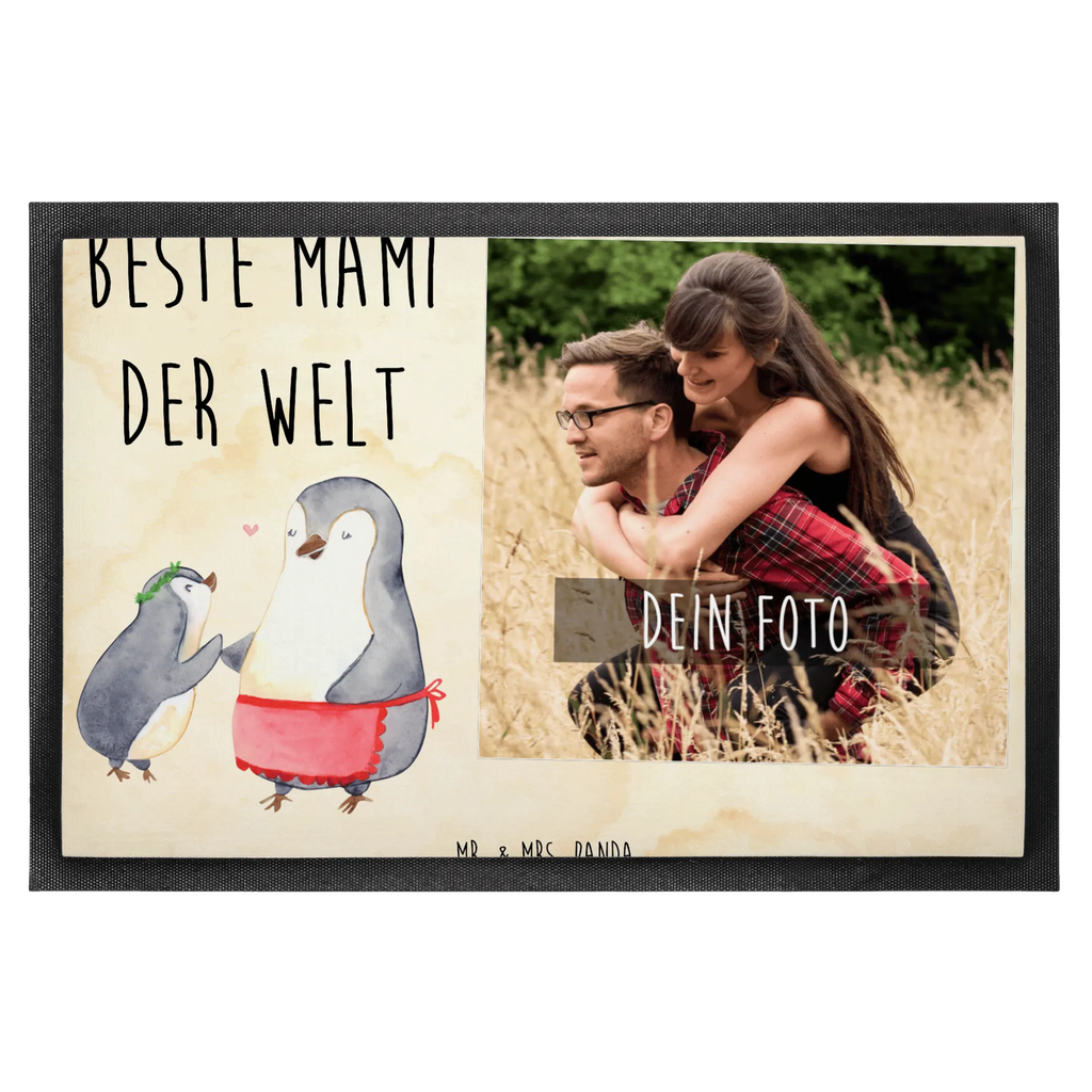 Personalisierte Foto Fußmatte Pinguin Beste Mami der Welt Personalisierte Foto Fußmatte, für, Dankeschön, Geschenk, Schenken, Geburtstag, Geburtstagsgeschenk, Geschenkidee, Danke, Bedanken, Mitbringsel, Freude machen, Geschenktipp, Mama, Mami, Mutter, Muttertag, Mutti, Ma, Tochter, Sohn, Beste Mama, Beste, Supermama