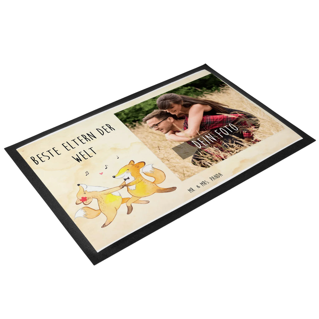 Personalisierte Foto Fußmatte Fuchs Beste Eltern der Welt Personalisierte Foto Fußmatte, für, Dankeschön, Geschenk, Schenken, Geburtstag, Geburtstagsgeschenk, Geschenkidee, Danke, Bedanken, Mitbringsel, Freude machen, Geschenktipp, Eltern, Mama, Papa, Erzeuger, Mami, Papi, Familie, Elternpaar, Mama und Papa