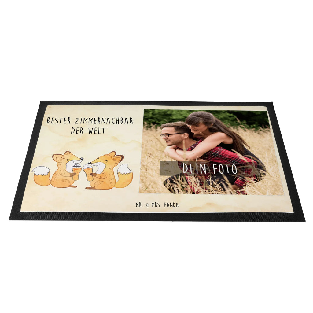 Personalisierte Foto Fußmatte Fuchs Bester Zimmernachbar der Welt Personalisierte Foto Fußmatte, für, Dankeschön, Geschenk, Schenken, Geburtstag, Geburtstagsgeschenk, Geschenkidee, Danke, Bedanken, Mitbringsel, Freude machen, Geschenktipp, Zimmernachbar, Zimmernachbarn, Zimmer, Krankenhaus, Patient, Kollegin, Wohnheim, Nachbar, WG, Studentenwohnheim