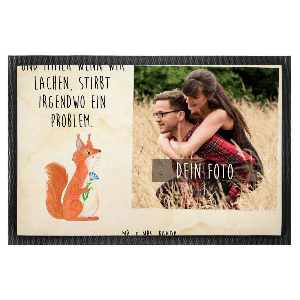 Personalisierte Foto Fußmatte Eichhörnchen Blume Personalisierte Foto Fußmatte, Tiermotive, Gute Laune, lustige Sprüche, Tiere, Eichhörnchen, Eichhorn, Spruch positiv, Lachen, Spaß, Motivation Sprüche, Motivation Bilder, glücklich Spruch, Spruch Deko