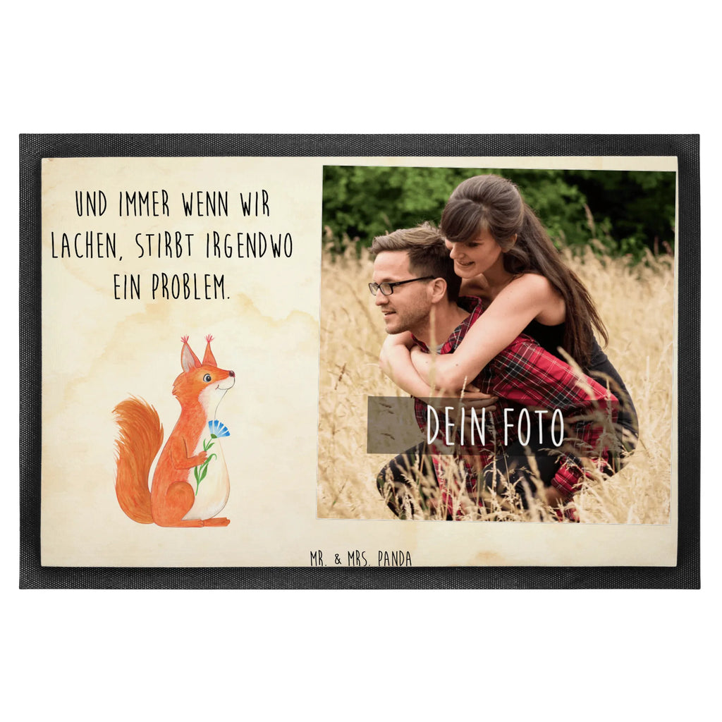 Personalisierte Foto Fußmatte Eichhörnchen Blume Personalisierte Foto Fußmatte, Tiermotive, Gute Laune, lustige Sprüche, Tiere, Eichhörnchen, Eichhorn, Spruch positiv, Lachen, Spaß, Motivation Sprüche, Motivation Bilder, glücklich Spruch, Spruch Deko