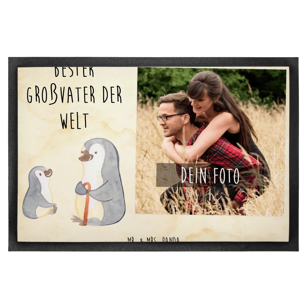 Personalisierte Foto Fußmatte Pinguin Bester Großvater der Welt Personalisierte Foto Fußmatte, für, Dankeschön, Geschenk, Schenken, Geburtstag, Geburtstagsgeschenk, Geschenkidee, Danke, Bedanken, Mitbringsel, Freude machen, Geschenktipp, Großvater, Grossvater, Opa, Opi. Großpapa, Großeltern, Enkel, Enkelin, Enkelkind, Kleinigkeit, Oppa, Oppi, Bester