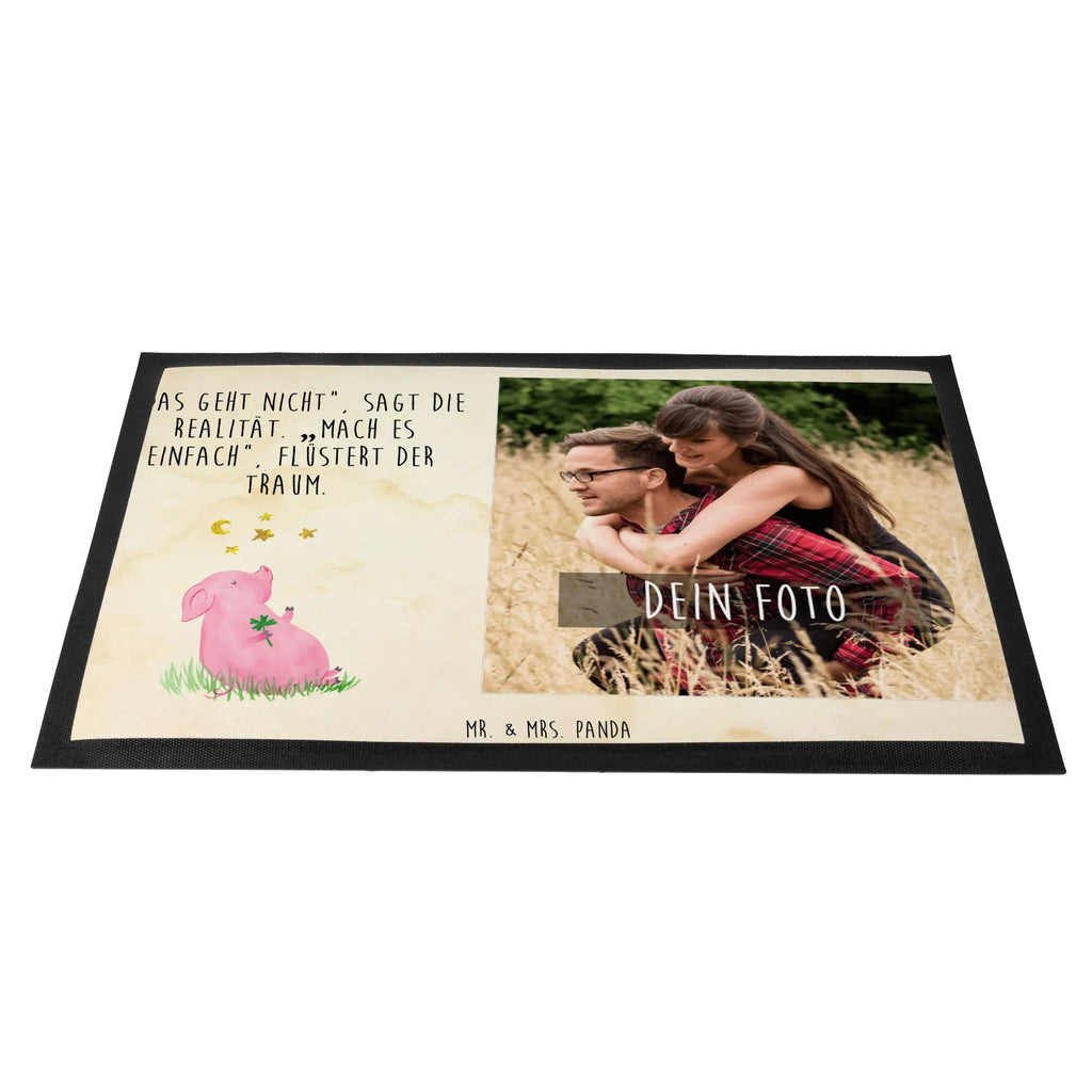 Personalisierte Foto Fußmatte Schwein Glück Personalisierte Foto Fußmatte, Tiermotive, Gute Laune, lustige Sprüche, Tiere, Glücksschwein. Glück, Schwein, Schweinchen, Sterne, Sernchen, Ziele, Träume, Motivation, Glücksbringer