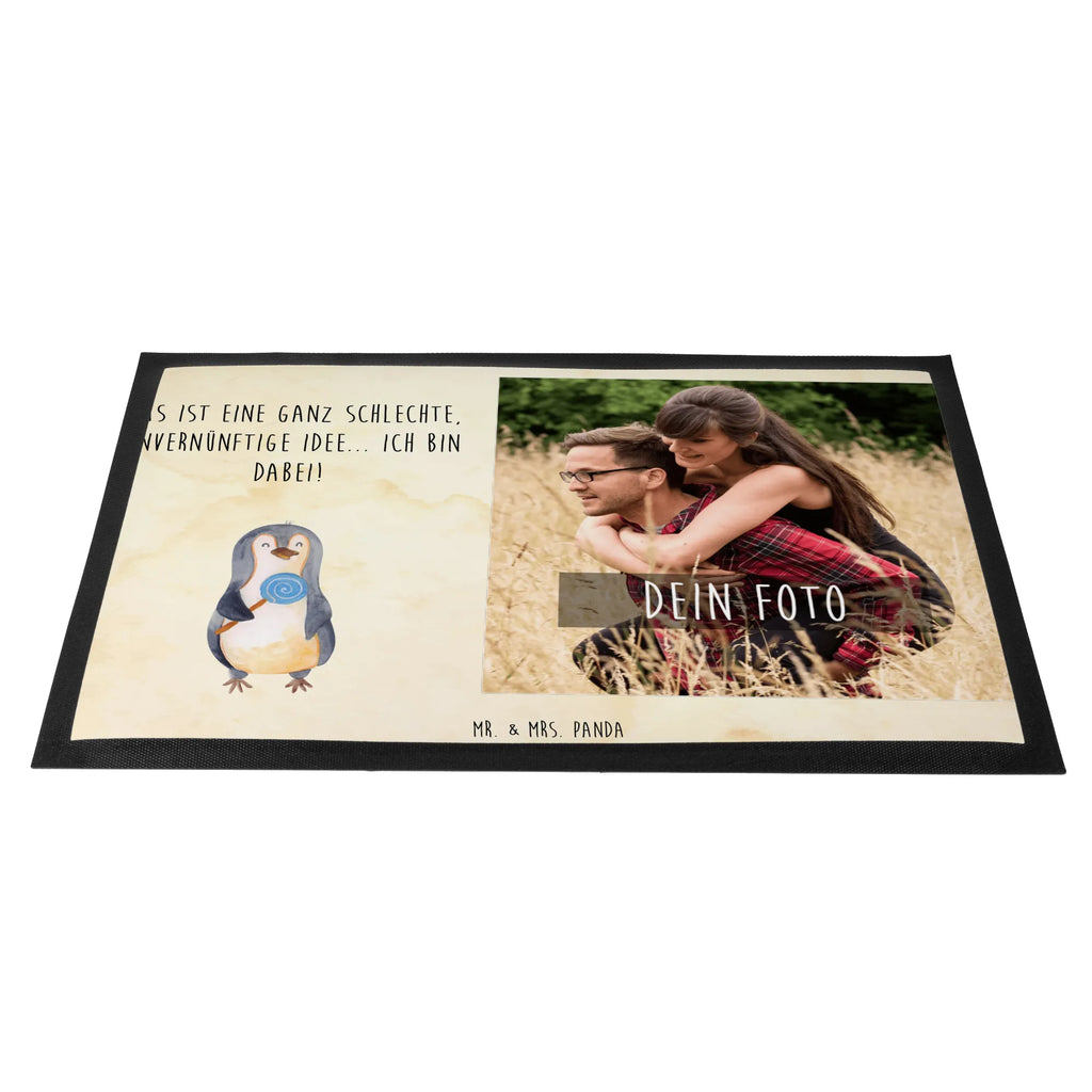 Personalisierte Foto Fußmatte Pinguin Lolli Personalisierte Foto Fußmatte, Pinguin, Pinguine, Lolli, Süßigkeiten, Blödsinn, Spruch, Rebell, Gauner, Ganove, Rabauke