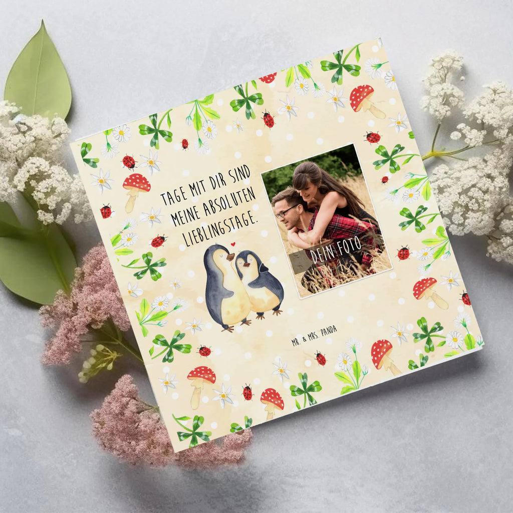 Personalisierte Foto Deluxe Karte Pinguin umarmen Personalisierte Foto Grußkarte, Pinguin, Liebe, Liebespaar, Liebesbeweis, Liebesgeschenk, Verlobung, Jahrestag, Hochzeitstag, Hochzeit, Hochzeitsgeschenk