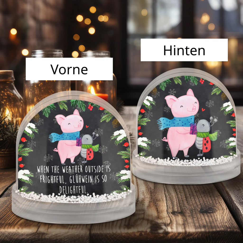 Schneekugel Glühschwein Smörle Schneekugel, Schüttelkugel, Wunderkugel, Winter, Weihnachten, Weihnachtsdeko, Nikolaus, Advent, Heiligabend, Wintermotiv, Handgezeichnetes Glühschwein, Kreatives Glühschwein Design, Winterlicher Glühwein Spruch, Glühwein Liebhaber Geschenk, Herzliches Marienkäfer Motiv, Marienkäfer in Winterkleidung, Glühwein ist köstlich Spruch, Smörle der stolze Marienkäfer, Süßer Marienkäfer gibt Geschenk, Romantische Geschenkidee Glühwein