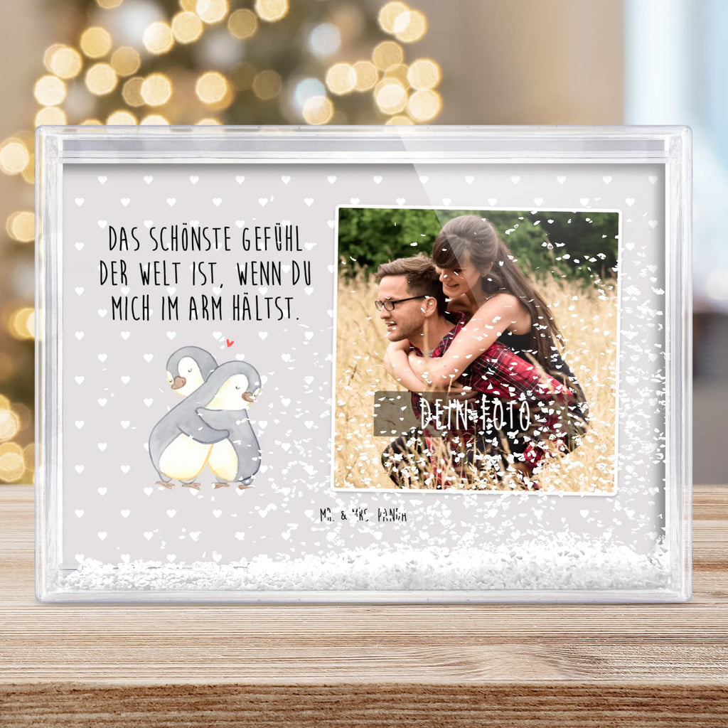 Schüttelrahmen mit Foto Pinguine Kuscheln Schüttelrahmen mit Foto, Rahmen mit Foto, Bilderrahmen mit Foto, Orginalles Fotogeschenk, Fotogeschenk, Fotogeschenke, Liebe, Partner, Freund, Freundin, Ehemann, Ehefrau, Heiraten, Verlobung, Heiratsantrag, Liebesgeschenk, Jahrestag, Hocheitstag, Valentinstag, Geschenk für Frauen, Hochzeitstag, Mitbringsel, Geschenk für Freundin, Geschenk für Partner, Liebesbeweis, für Männer, für Ehemann