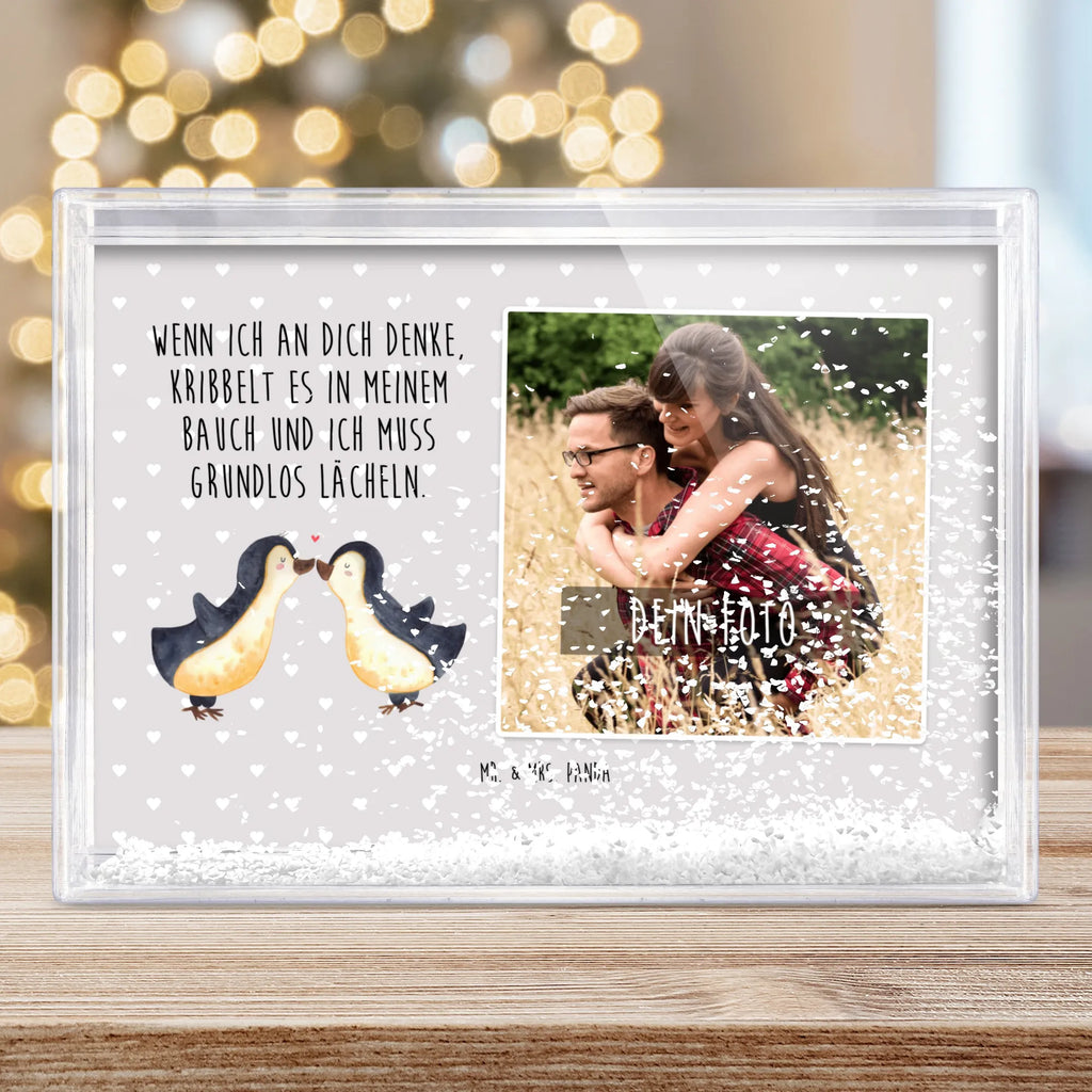 Schüttelrahmen mit Foto Pinguine Kuss Schüttelrahmen mit Foto, Rahmen mit Foto, Bilderrahmen mit Foto, Orginalles Fotogeschenk, Fotogeschenk, Fotogeschenke, Liebe, Partner, Freund, Freundin, Ehemann, Ehefrau, Heiraten, Verlobung, Heiratsantrag, Liebesgeschenk, Jahrestag, Hocheitstag, Valentinstag, Geschenk für Frauen, Hochzeitstag, Mitbringsel, Geschenk für Freundin, Geschenk für Partner, Liebesbeweis, für Männer, für Ehemann