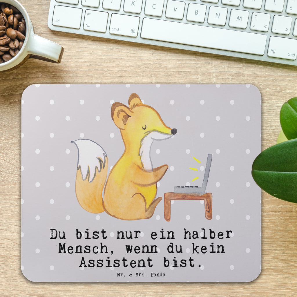 Mauspad Assistent mit Herz Mousepad, Computer zubehör, Büroausstattung, PC Zubehör, Arbeitszimmer, Mauspad, Einzigartiges Mauspad, Designer Mauspad, Mausunterlage, Mauspad Büro, Beruf, Ausbildung, Jubiläum, Abschied, Rente, Kollege, Kollegin, Geschenk, Schenken, Arbeitskollege, Mitarbeiter, Firma, Danke, Dankeschön