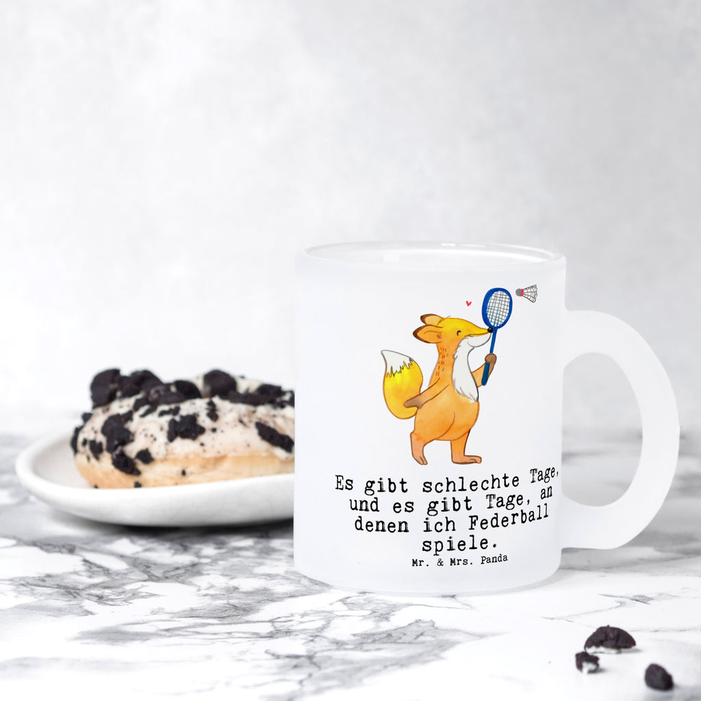 Teetasse Fuchs Federball spielen Tage Teetasse, Teeglas, Teebecher, Tasse mit Henkel, Tasse, Glas Teetasse, Teetasse aus Glas, Geschenk, Sport, Sportart, Hobby, Schenken, Danke, Dankeschön, Auszeichnung, Gewinn, Sportler, Federball spielen, Badminton