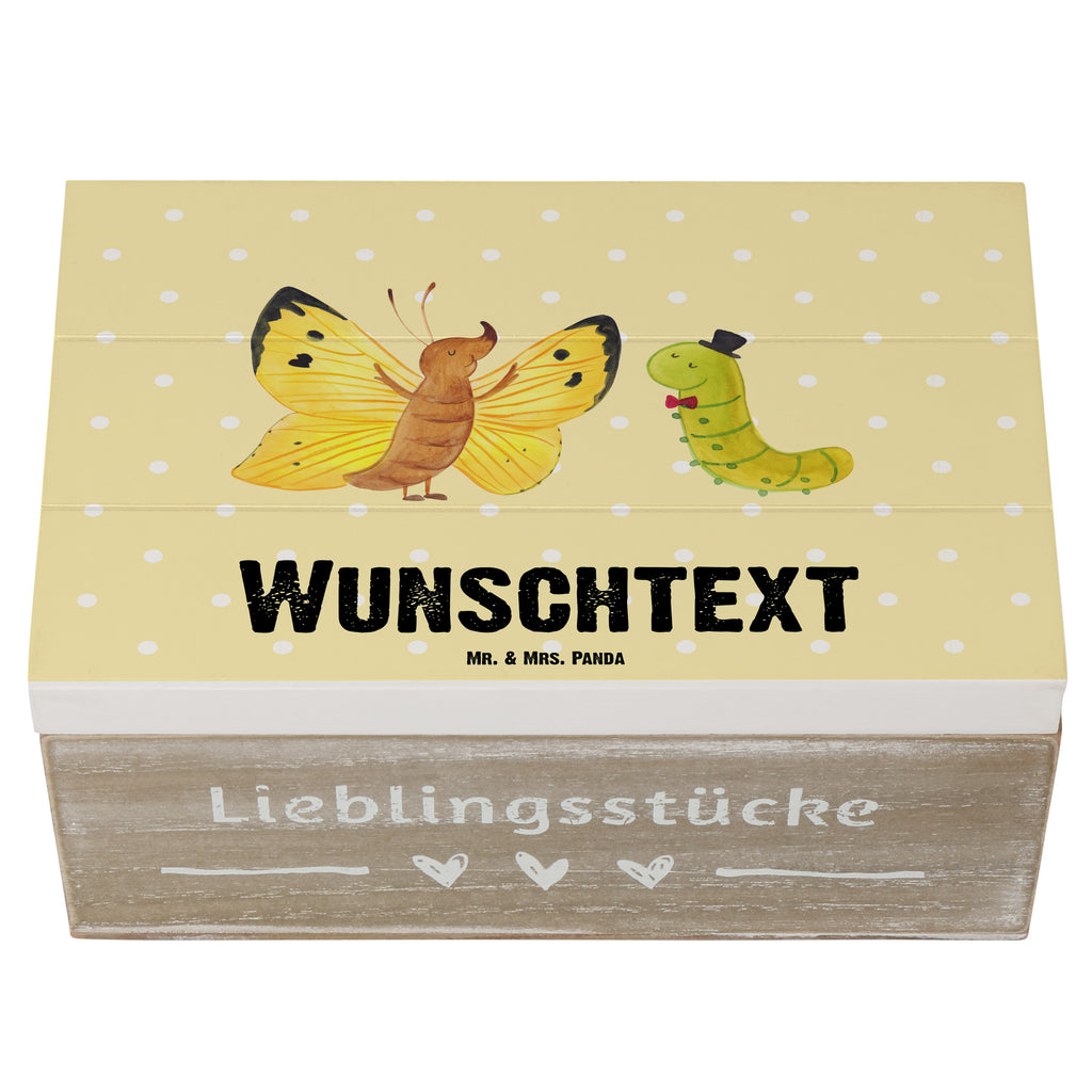 Personalisierte Holzkiste Raupe & Schmetterling Holzkiste mit Namen, Kiste mit Namen, Schatzkiste mit Namen, Truhe mit Namen, Schatulle mit Namen, Erinnerungsbox mit Namen, Erinnerungskiste, mit Namen, Dekokiste mit Namen, Aufbewahrungsbox mit Namen, Holzkiste Personalisiert, Kiste Personalisiert, Schatzkiste Personalisiert, Truhe Personalisiert, Schatulle Personalisiert, Erinnerungsbox Personalisiert, Erinnerungskiste Personalisiert, Dekokiste Personalisiert, Aufbewahrungsbox Personalisiert, Geschenkbox personalisiert, GEschenkdose personalisiert, Tiermotive, Gute Laune, lustige Sprüche, Tiere, Raupe, Schmetterling, Zitronenfalter, Entwicklung, Erwachsen werden, Kokon, Hut, Hütchen, Schönheit, Aufwachsen