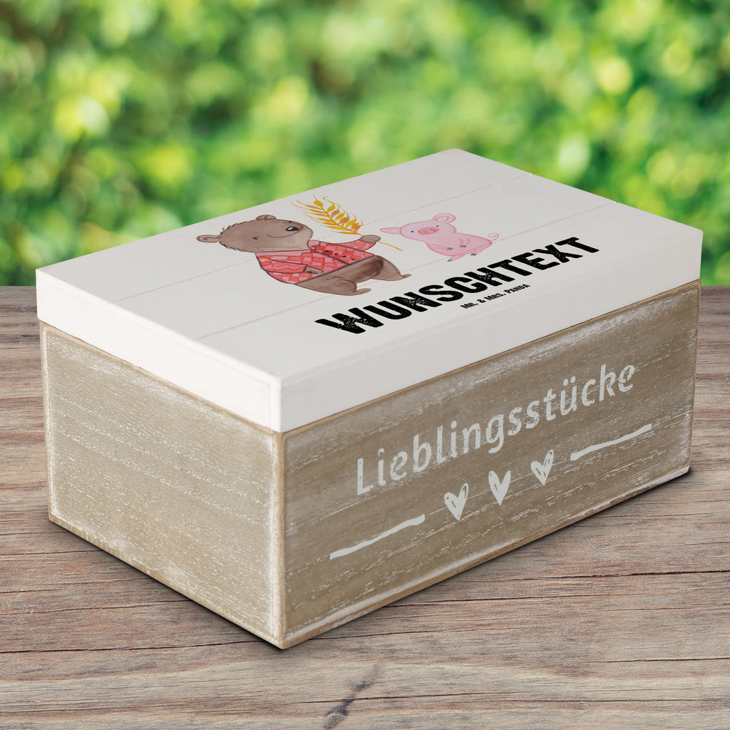 Personalisierte Holzkiste Landwirt mit Herz Holzkiste mit Namen, Kiste mit Namen, Schatzkiste mit Namen, Truhe mit Namen, Schatulle mit Namen, Erinnerungsbox mit Namen, Erinnerungskiste, mit Namen, Dekokiste mit Namen, Aufbewahrungsbox mit Namen, Holzkiste Personalisiert, Kiste Personalisiert, Schatzkiste Personalisiert, Truhe Personalisiert, Schatulle Personalisiert, Erinnerungsbox Personalisiert, Erinnerungskiste Personalisiert, Dekokiste Personalisiert, Aufbewahrungsbox Personalisiert, Geschenkbox personalisiert, GEschenkdose personalisiert, Beruf, Ausbildung, Jubiläum, Abschied, Rente, Kollege, Kollegin, Geschenk, Schenken, Arbeitskollege, Mitarbeiter, Firma, Danke, Dankeschön, Landwirt; Bauer, Tierwirt, Agronom, Farmer, Bauernhof