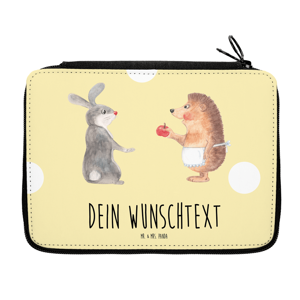 Personalisierte Federmappe Liebe ist nie ohne Schmerz Personalisierte Federmappe, Personalisierte Stiftetasche, PersonalisierteS Stifte Etui, Schule, Einschulung, Geschenk, Kind, Schüler, Schülerin, Personalisierte Stifterolle, PersonalisierteS Federmäppchen, Motiv, Grundschule, Federmäppchen bedruckt, Büro Stifte Etui, Bestückte Federmappe, Kinder Federmappe, Federmappe Einschulung, Federmappe mit Namen, Stiftemappe mit Namen, Stifterolle mit Namen, Federmäppchen mit Namen, Tiermotive, Gute Laune, lustige Sprüche, Tiere, Igel und Hase, Igel, Hase, Liebe Spruch, Liebeskummer Geschenk, Herzschmerz, Trösten, Trennungsschmerz, Spruch romantisch