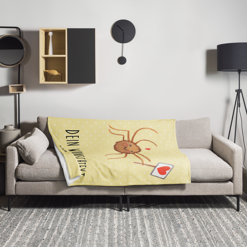 Personalisierte Decke Spinne Agathe Motivation Personalisierte Decke, Decke mit Namen, Kuscheldecke mit Namen, Decke bedrucken, Kuscheldecke bedrucken, Spinne Agathe, Spinne, Agathe, Videos, Merchandise, Motivation, Glück, Liebe, Vertrauen, Dankeschön