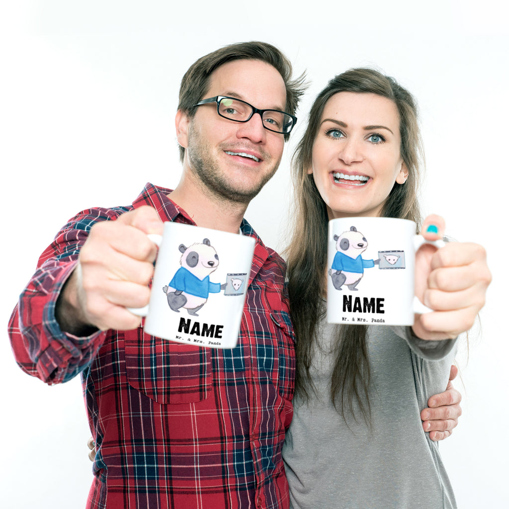 Personalisierte Tasse Neurologe mit Herz Personalisierte Tasse, Namenstasse, Wunschname, Personalisiert, Tasse, Namen, Drucken, Tasse mit Namen, Beruf, Ausbildung, Jubiläum, Abschied, Rente, Kollege, Kollegin, Geschenk, Schenken, Arbeitskollege, Mitarbeiter, Firma, Danke, Dankeschön, Neurologe, Neurologie, Mediziner, Medizinstudium