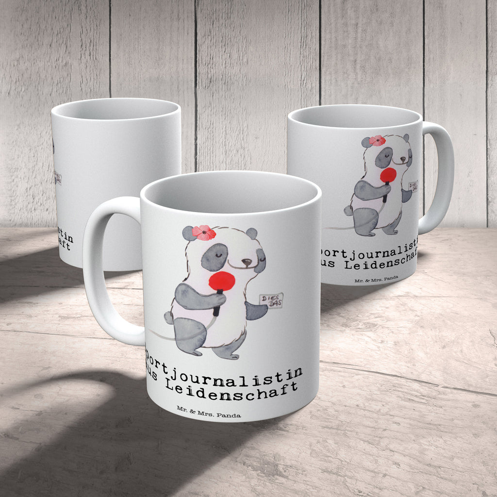 Tasse Sportjournalistin aus Leidenschaft Tasse, Kaffeetasse, Teetasse, Becher, Kaffeebecher, Teebecher, Keramiktasse, Porzellantasse, Büro Tasse, Geschenk Tasse, Tasse Sprüche, Tasse Motive, Kaffeetassen, Tasse bedrucken, Designer Tasse, Cappuccino Tassen, Schöne Teetassen, Beruf, Ausbildung, Jubiläum, Abschied, Rente, Kollege, Kollegin, Geschenk, Schenken, Arbeitskollege, Mitarbeiter, Firma, Danke, Dankeschön, Sportjournalistin, Journalistin, Reporterin, Redakteurin, Pressebüro, Studium