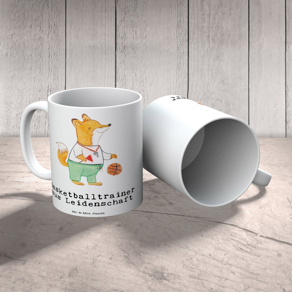 Tasse Basketballtrainer aus Leidenschaft Tasse, Kaffeetasse, Teetasse, Becher, Kaffeebecher, Teebecher, Keramiktasse, Porzellantasse, Büro Tasse, Geschenk Tasse, Tasse Sprüche, Tasse Motive, Kaffeetassen, Tasse bedrucken, Designer Tasse, Cappuccino Tassen, Schöne Teetassen, Beruf, Ausbildung, Jubiläum, Abschied, Rente, Kollege, Kollegin, Geschenk, Schenken, Arbeitskollege, Mitarbeiter, Firma, Danke, Dankeschön, Basketballtrainer, Basketball, Sport, Ballsport, Basketballcoach, Basketballer, Verein